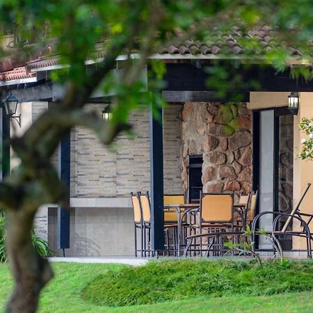 Pine Lake Resort Уайт-Ривер Экстерьер фото